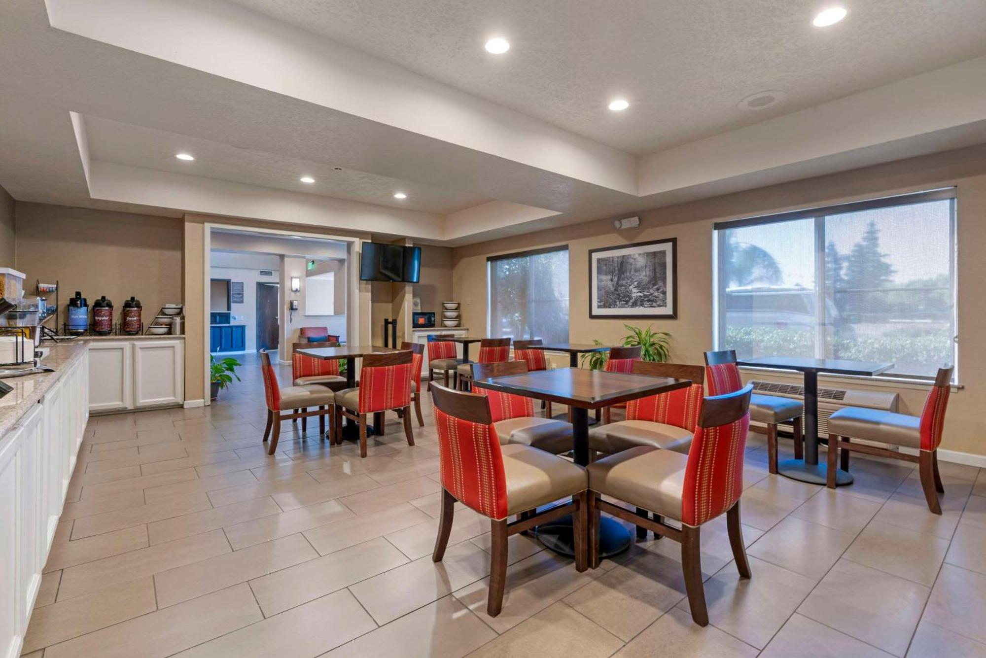 Comfort Inn Lathrop Stockton Airport Esterno foto