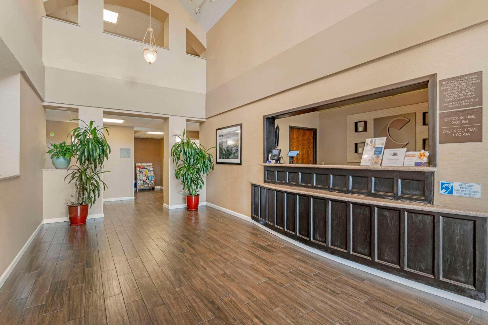 Comfort Inn Lathrop Stockton Airport Esterno foto